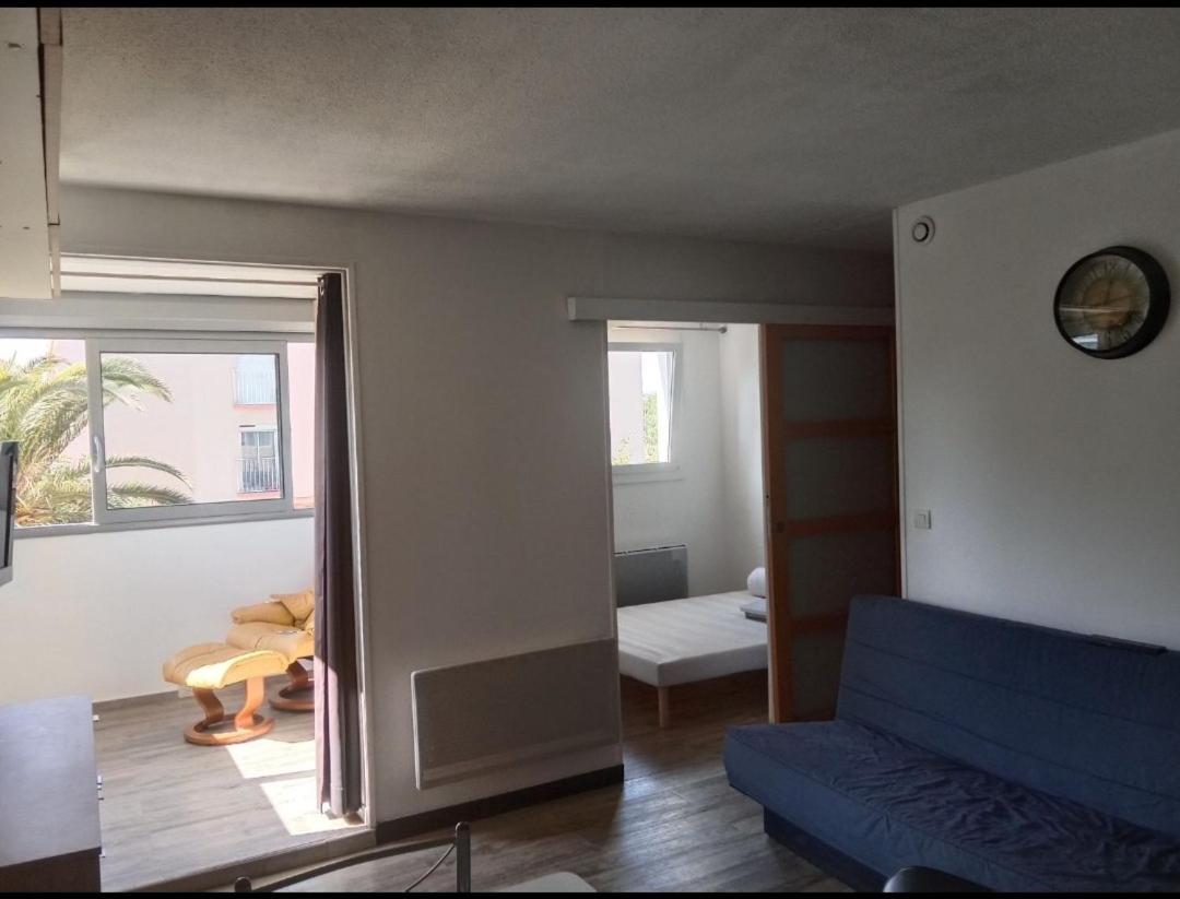 Frejus-Plage Et Centre-Ville, 28 M2, Accueil 4 Personnes, Francais, English Spoken Zewnętrze zdjęcie